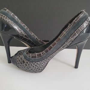 Women's shoes